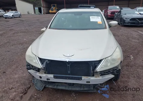 2009 Hyundai Genesis 3.8 z USA, uszkodzony, nr VIN KMHGC46E39U026514